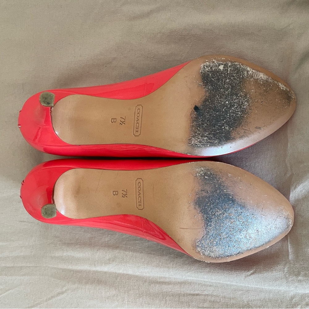 Coach Round-Toe Heels - Picture 2 of 3